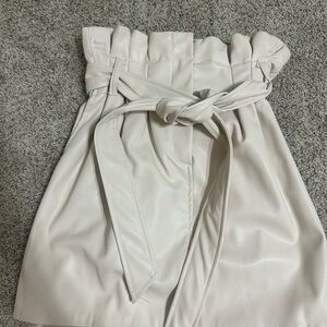 Do+Be White Paperbag Waist Skirt NWT